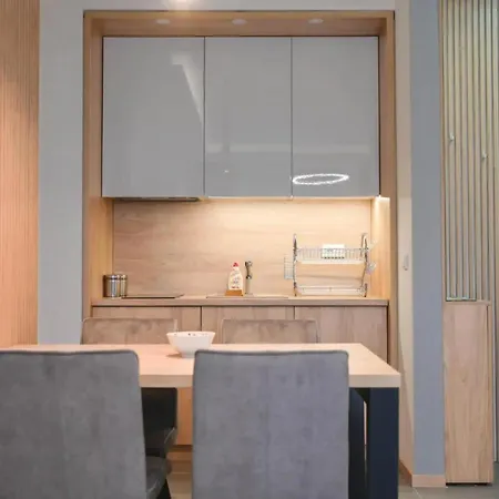 Apartment Zvezda - Prestige Forest *