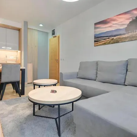 Zvezda - Prestige Forest Zlatibor